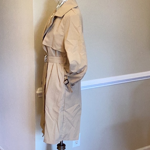 New knee length trench coat,size large double breasted buckle straps sleevesNWOT - Picture 3 of 9